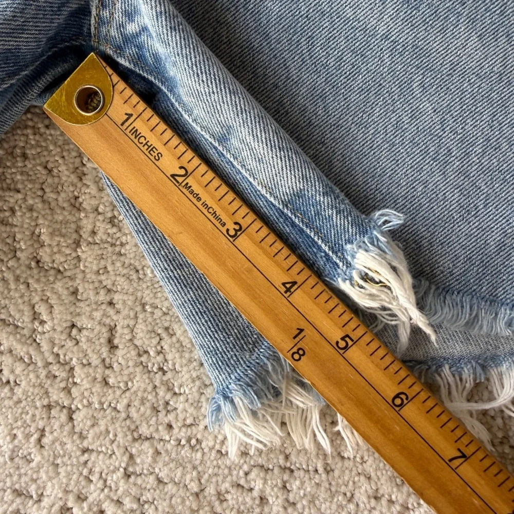 AGOLDE Parker Long Denim Shorts Womens 28 Light Blue Distressed A9010-811